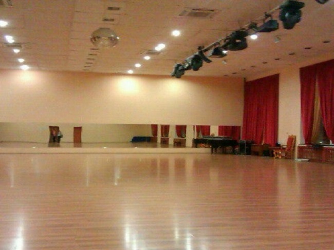 Best dance studios Kiev classes clubs your area